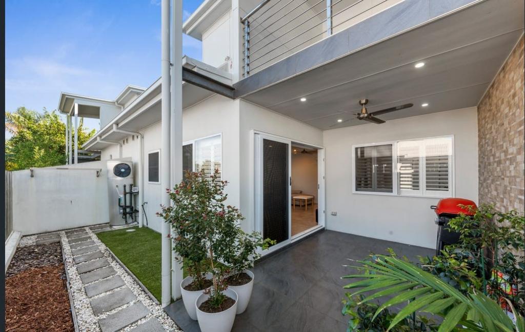 3/15 Landsborough Ave, Scarborough, QLD 4020