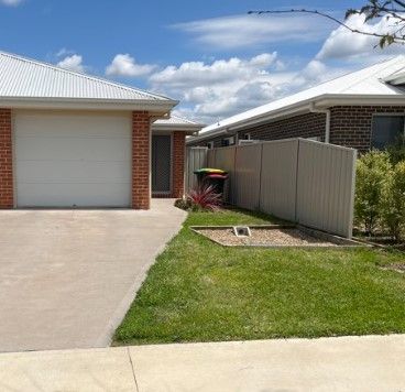 55a Quiberon Way, Goulburn, NSW 2580