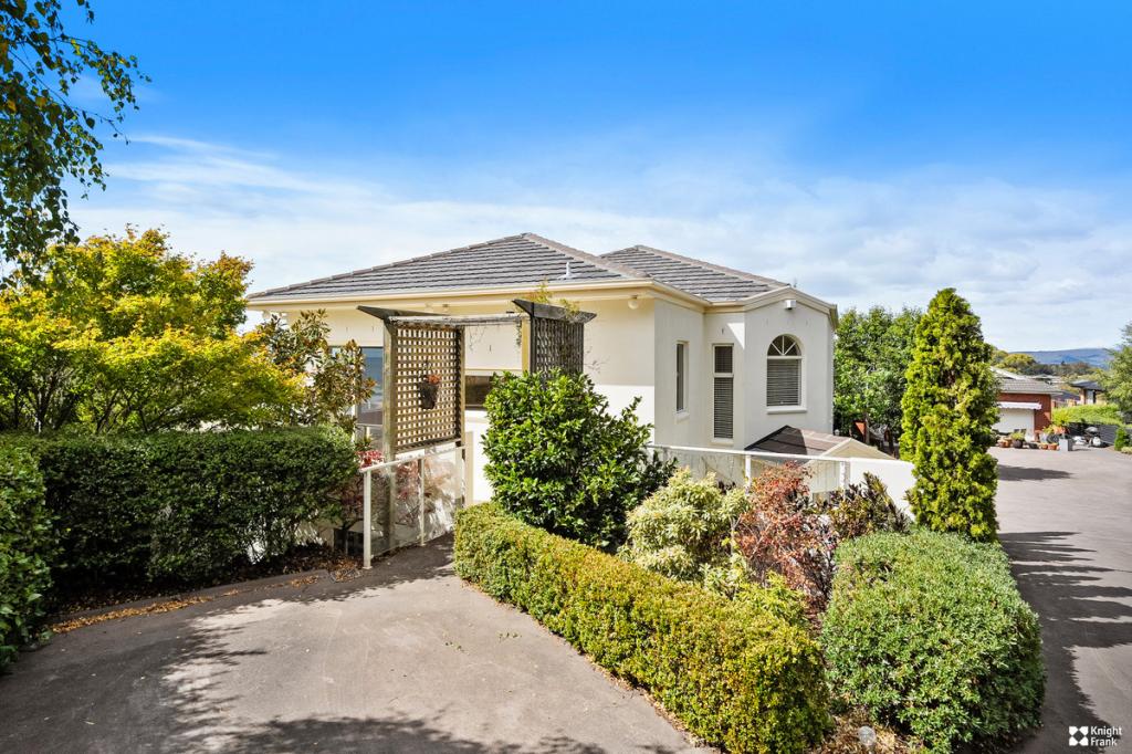 83 Diamond Dr, Blackmans Bay, TAS 7052