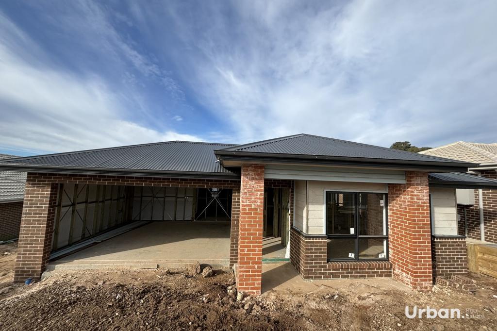 87 Cross St, Tahmoor, NSW 2573