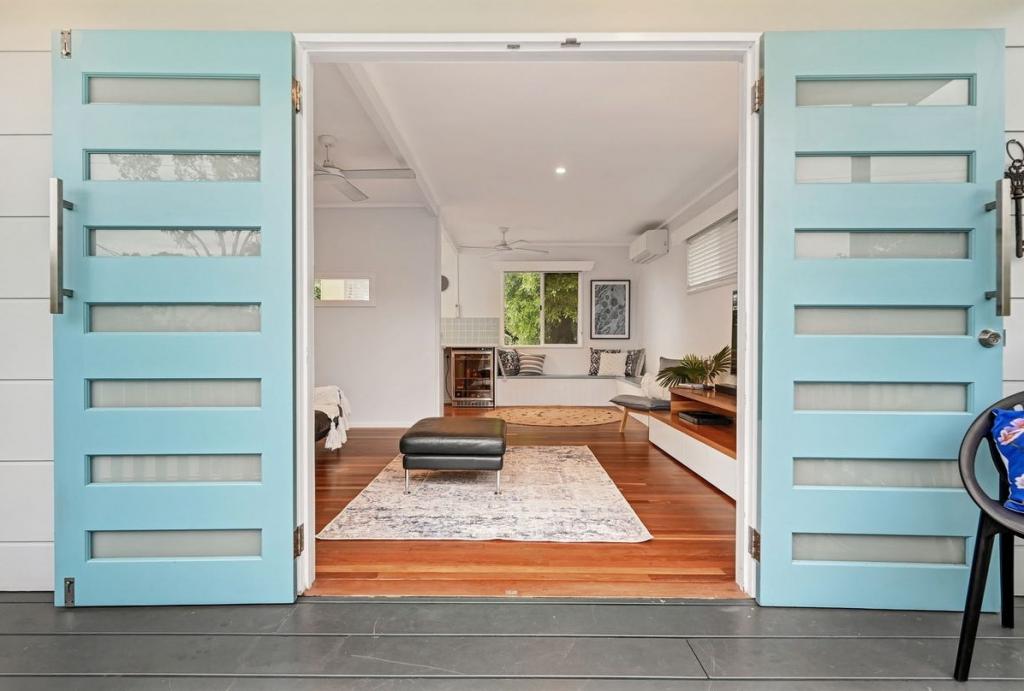 28 Armstrong St, Hermit Park, QLD 4812