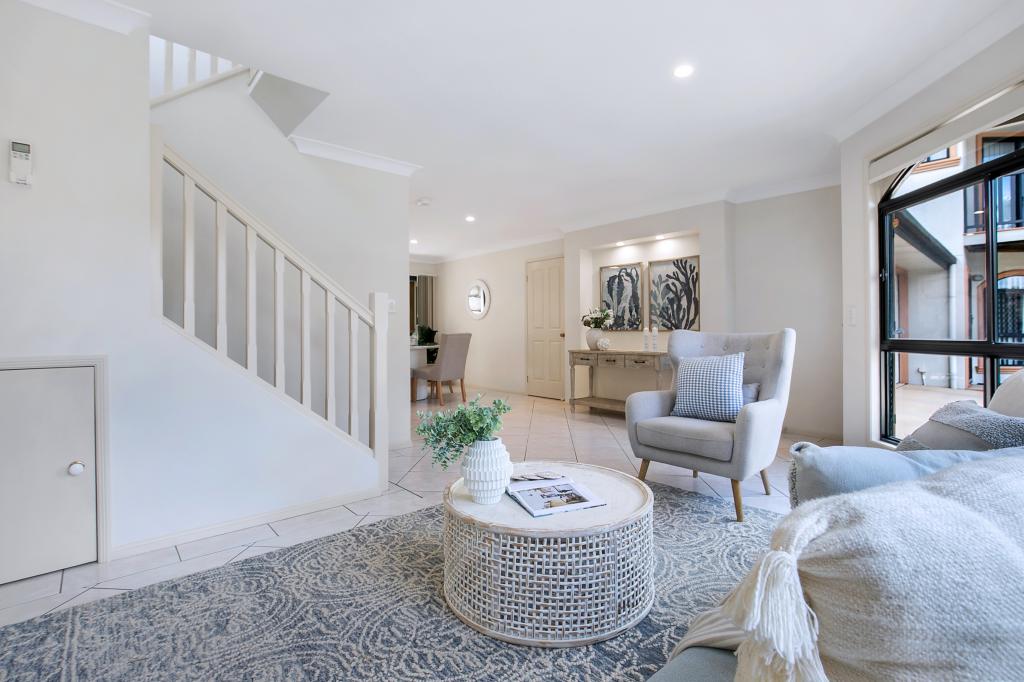 32/12 Greendale Way, Carindale, QLD 4152