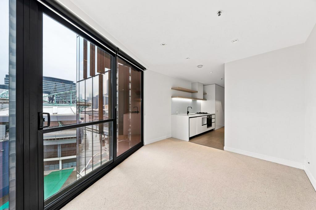 1001/677 La Trobe St, Docklands, VIC 3008