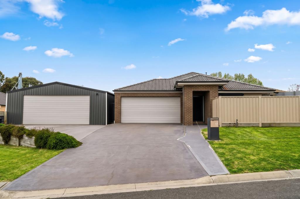 17 Fulford Cres, Elliminyt, VIC 3250