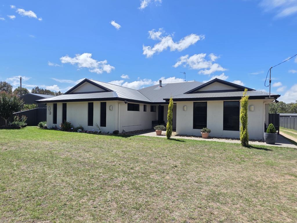 4 Old Warwick Rd, Applethorpe, QLD 4378