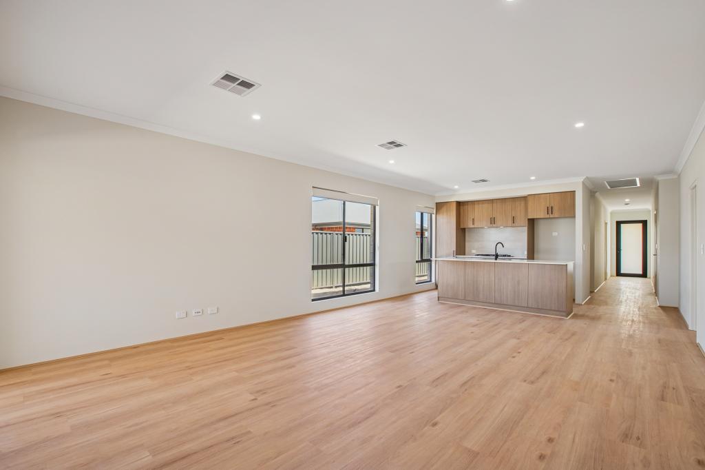 11 Kenton Way, Ravenswood, WA 6208