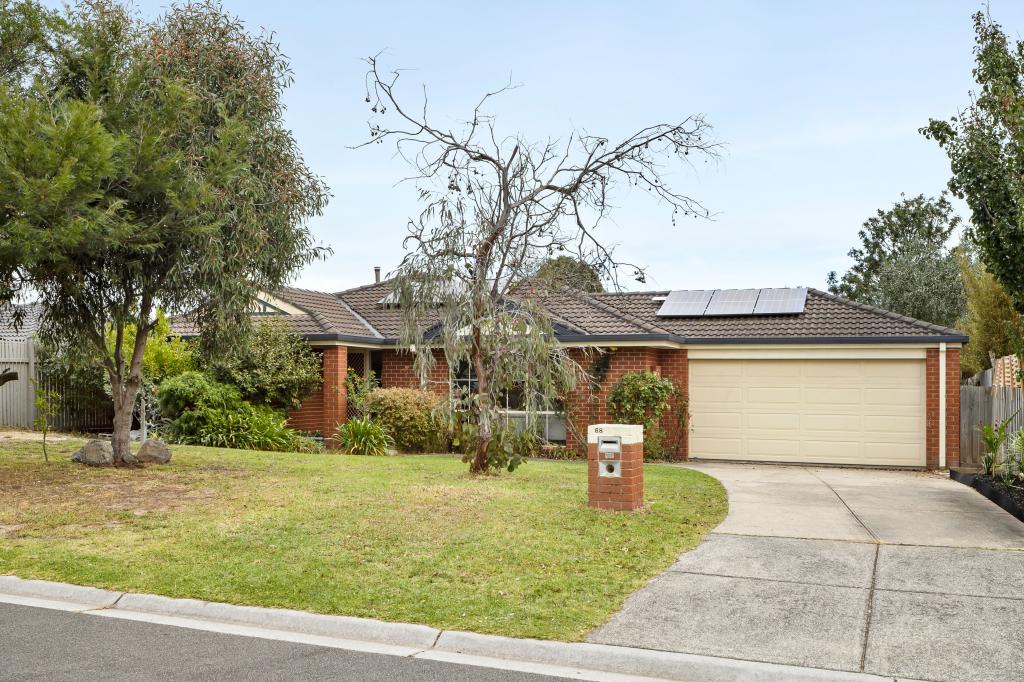 68 ELLINBANK CRES, MORNINGTON, VIC 3931