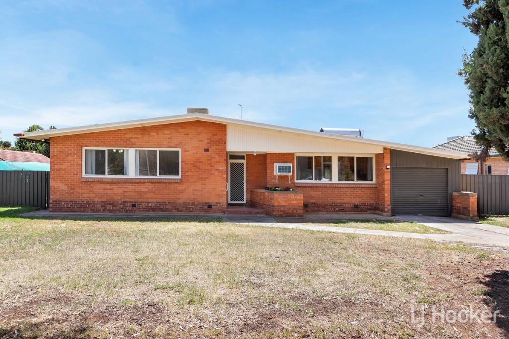 108 Coppleridge Dr, Elizabeth Vale, SA 5112