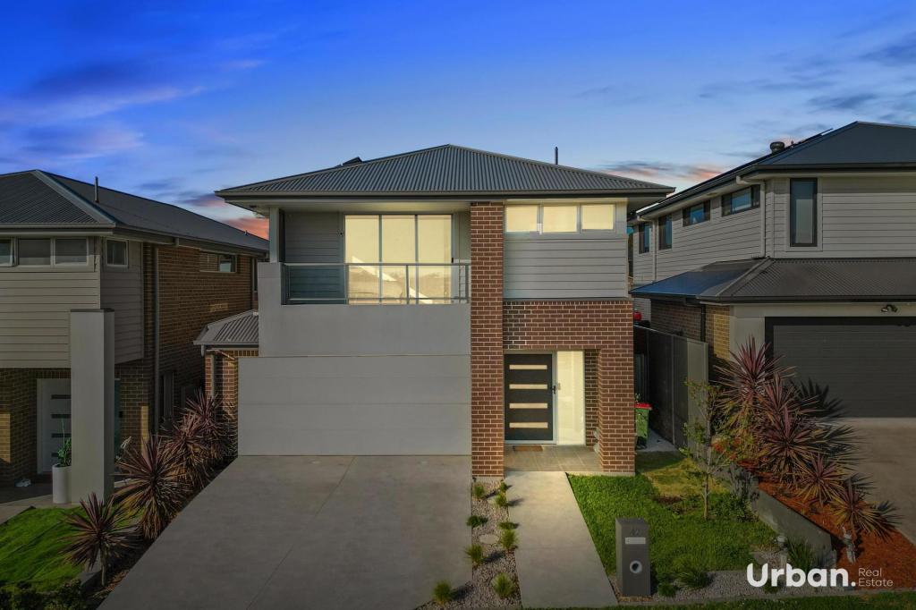 47 BRACKEN DR, DENHAM COURT, NSW 2565