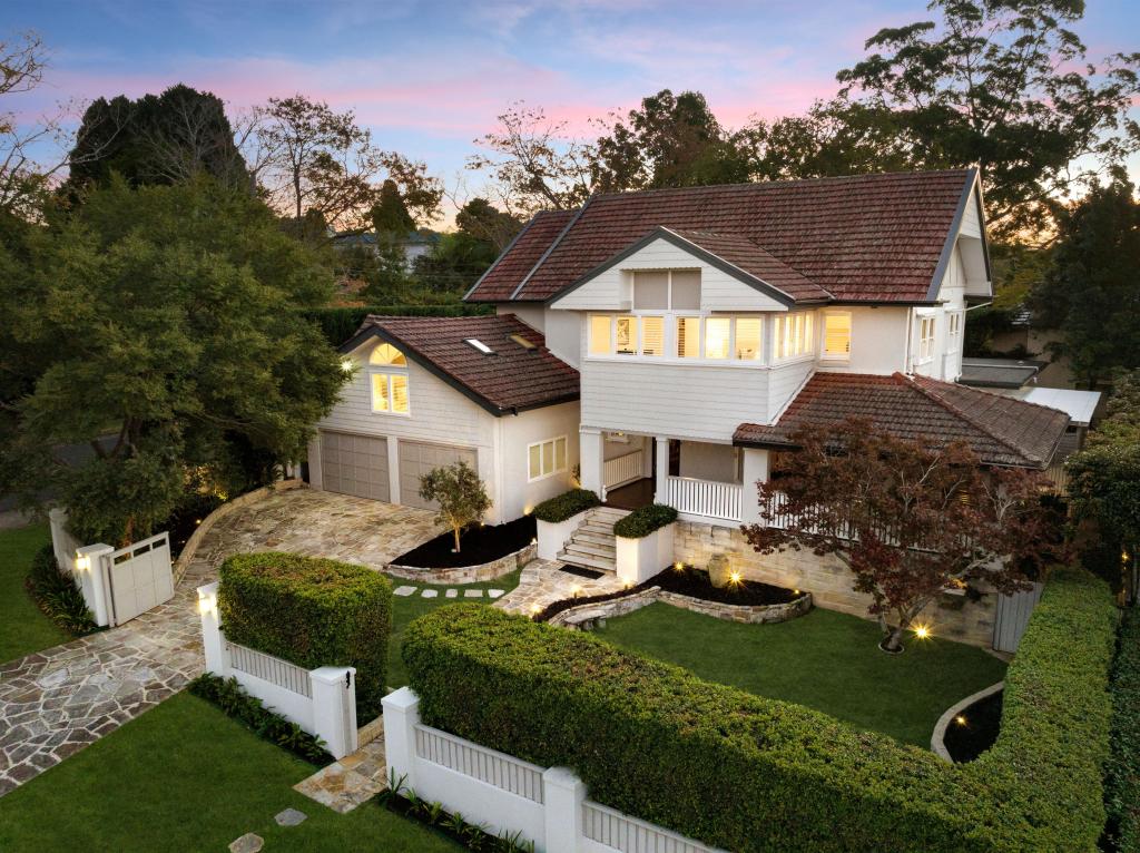 11 Bangalla St, Warrawee, NSW 2074
