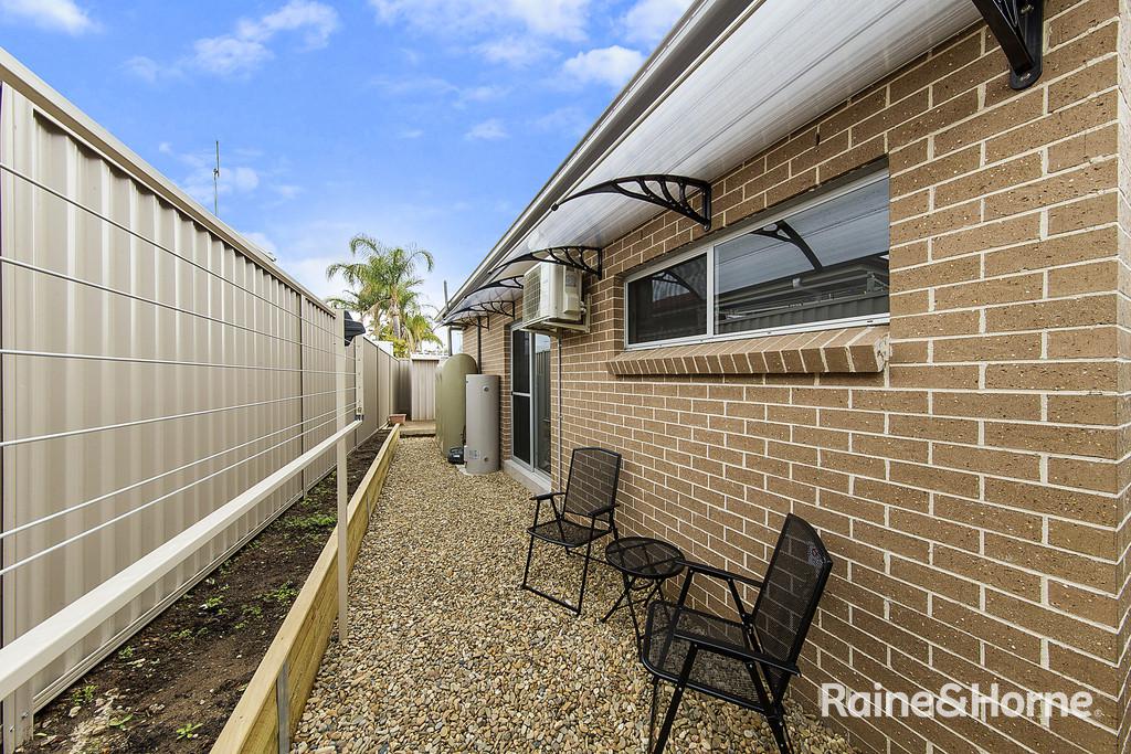 36a Bettong Cres, Bossley Park, NSW 2176