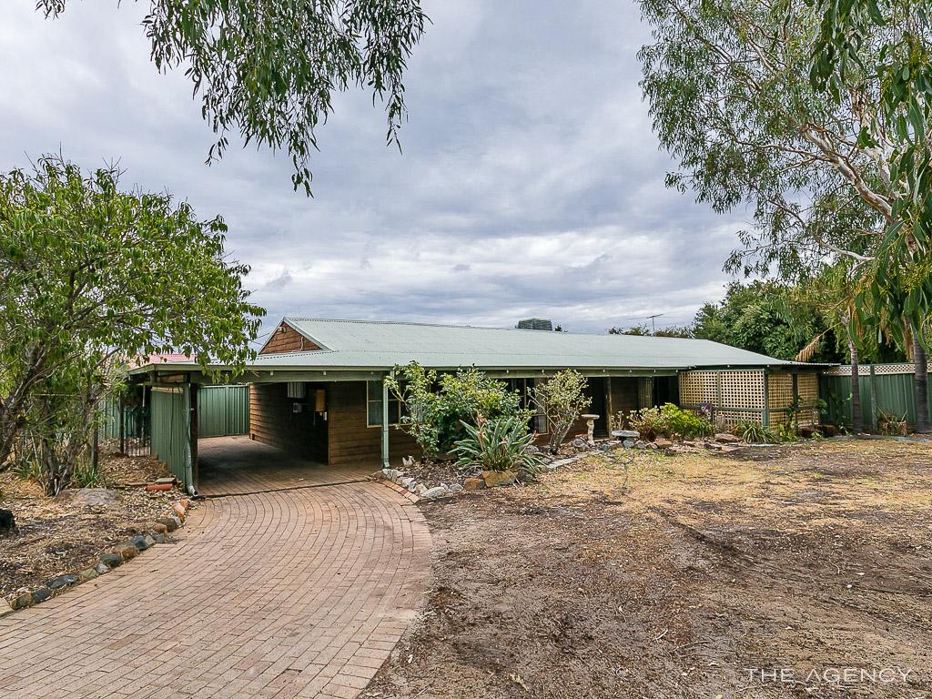 70 Balfour Rd, Swan View, WA 6056