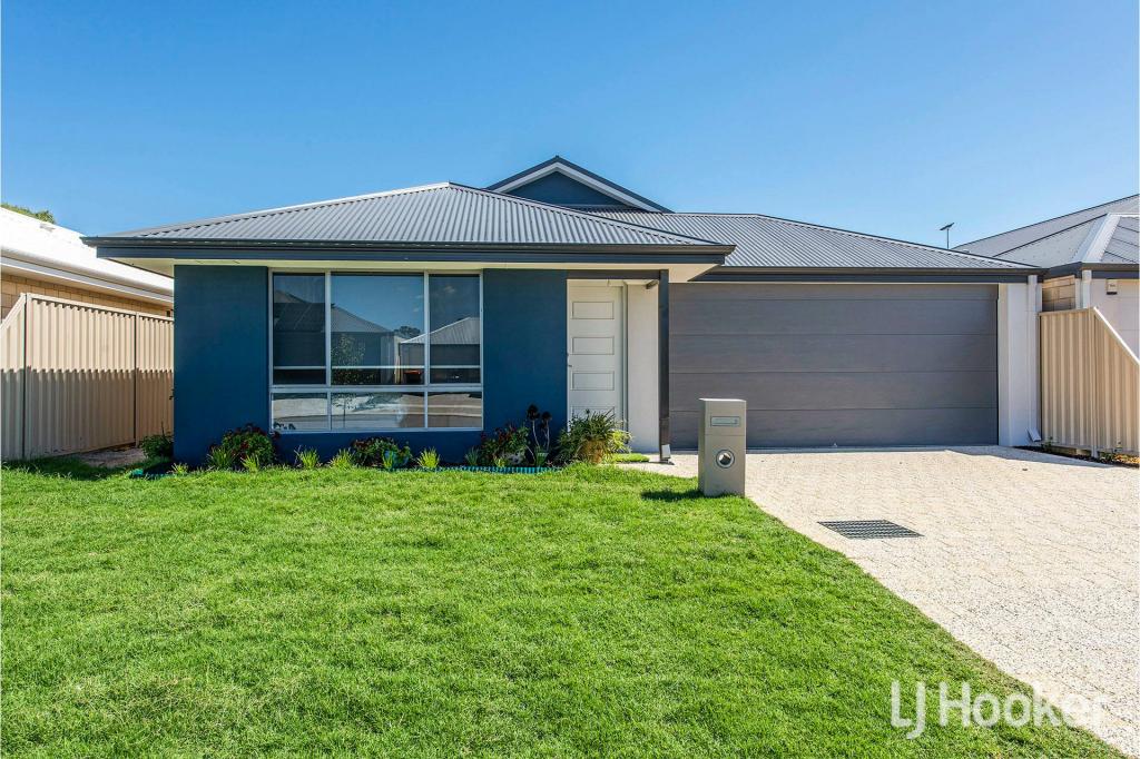 8 Pierrepoint Loop, Champion Lakes, WA 6111