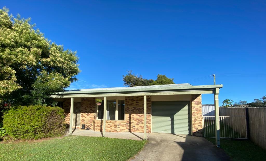 27 Chantilly Cres, Beerwah, QLD 4519
