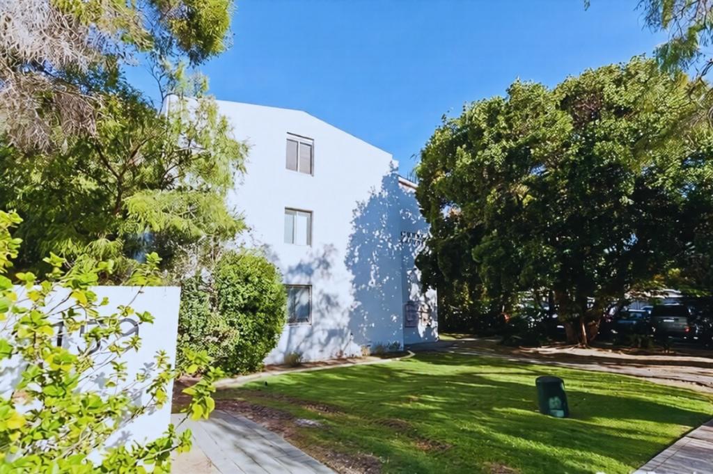 4/159 Fairway, Crawley, WA 6009