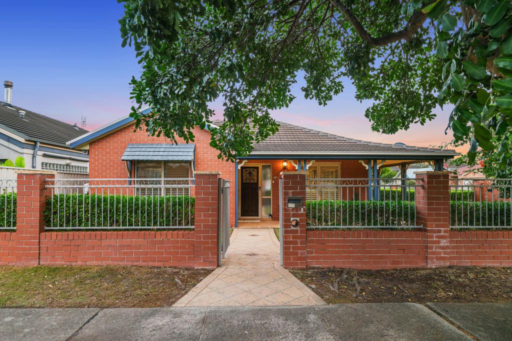 53 Darling St, Hamilton South, NSW 2303