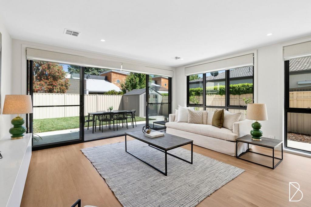 2/14 Conyers St, Hughes, ACT 2605