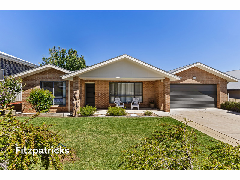 22 Brownlow Dr, Bourkelands, NSW 2650