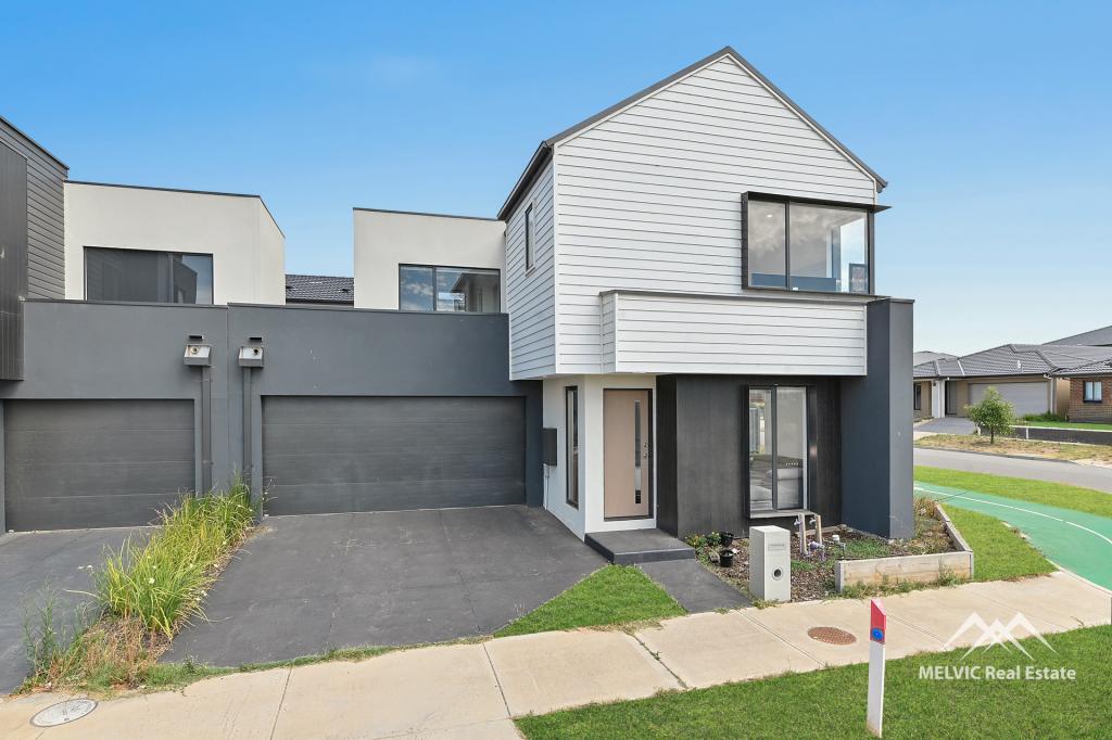 2 DISC WAY, CLYDE NORTH, VIC 3978