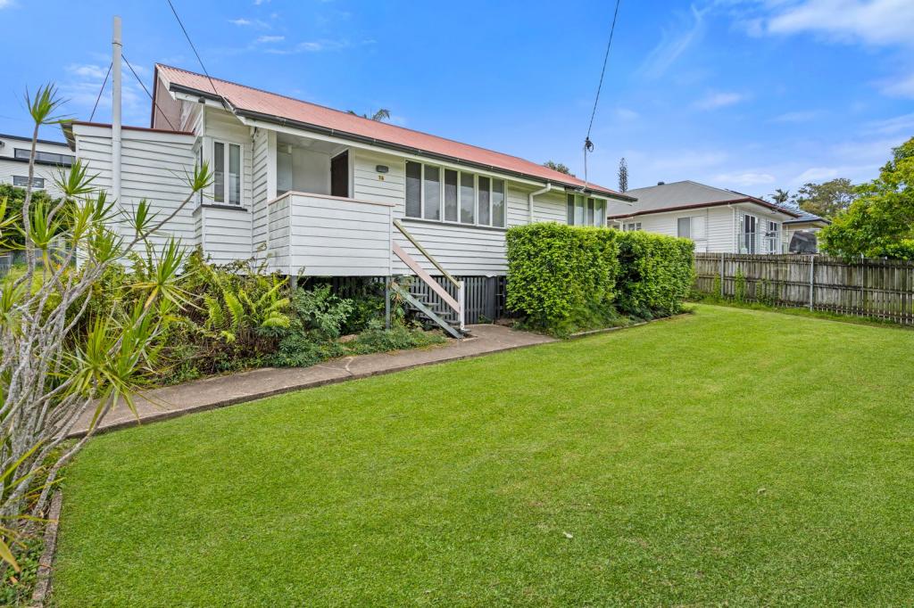 74 Florence St, Carina, QLD 4152