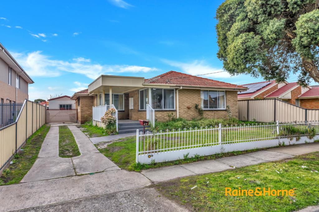 49 Henderson Rd, Keysborough, VIC 3173