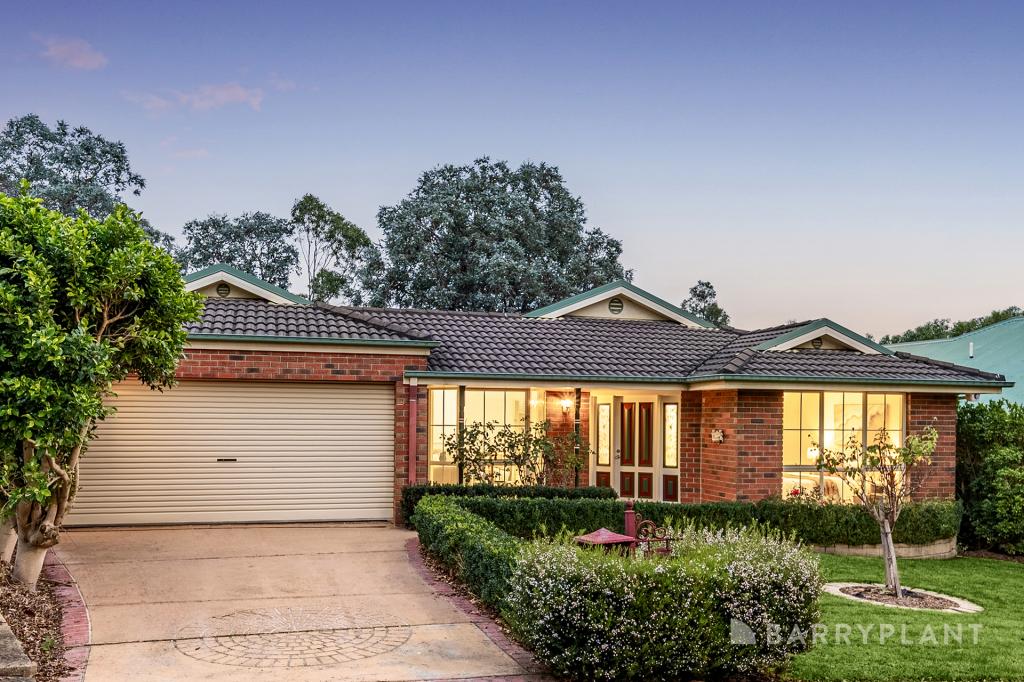 11 Meadowbank Ave, Chirnside Park, VIC 3116