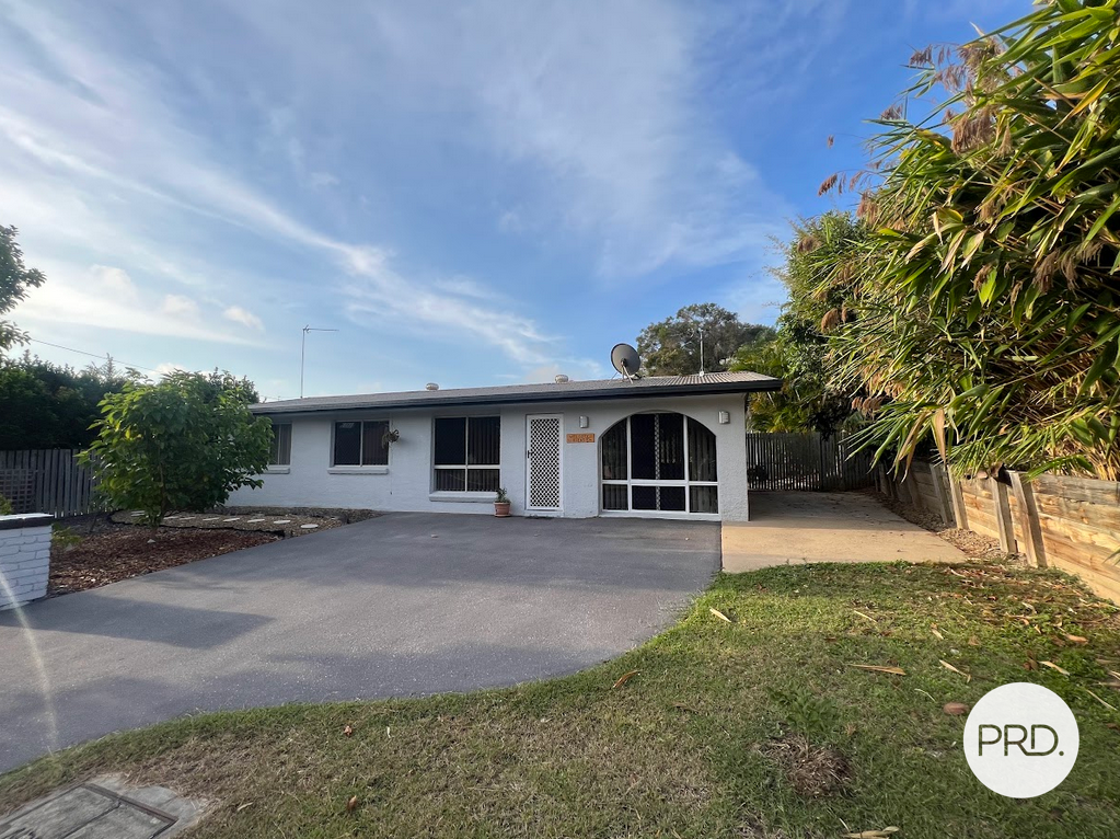 17 Waratah St, Kin Kora, QLD 4680