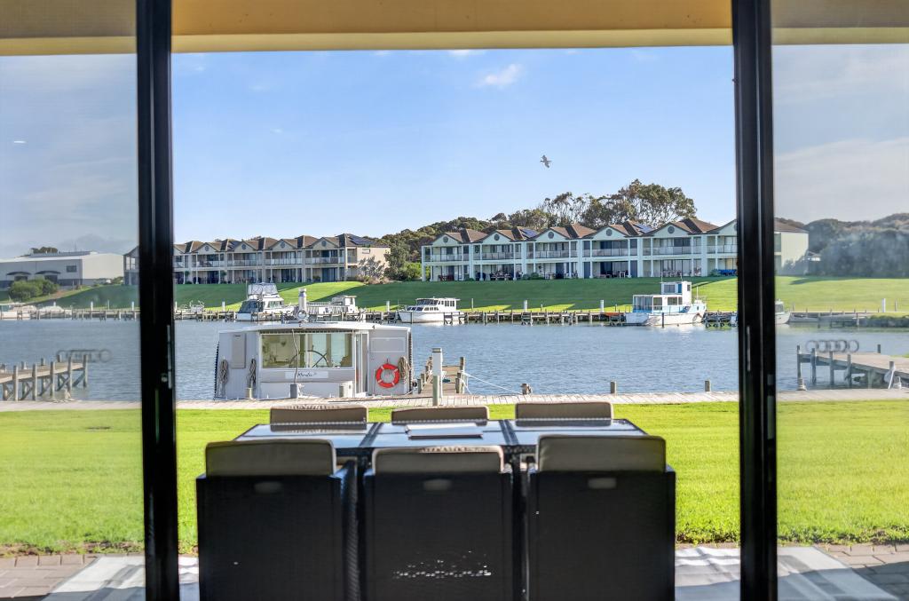 13 Vesta Dr, Hindmarsh Island, SA 5214