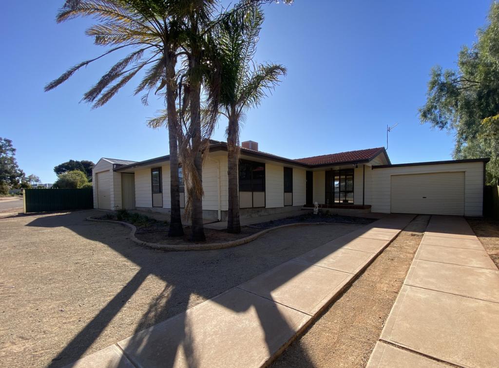 10 Mcintosh Cres, Port Augusta West, SA 5700