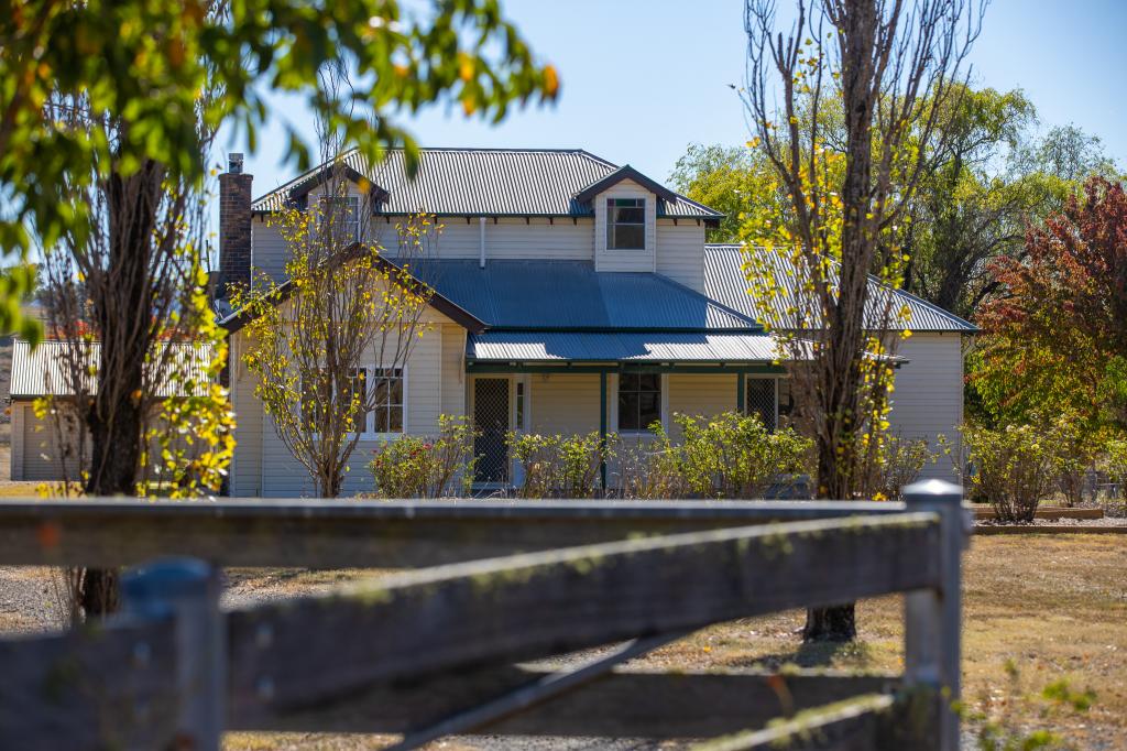 "Abermala Homestead" Enmore Rd, Mihi, NSW 2358