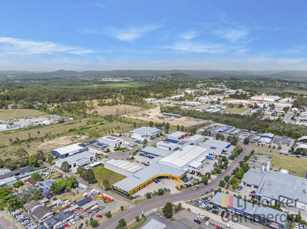 Bay 8/2 London Dr, Wyong, NSW 2259