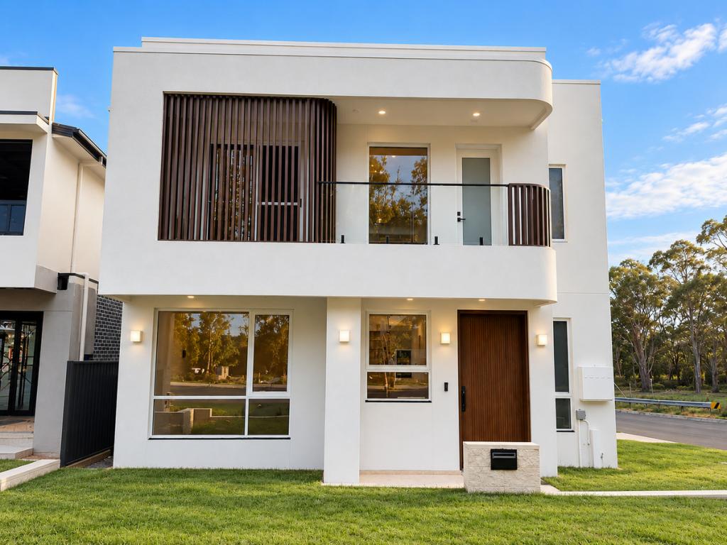 27 Nightingale St, Riverstone, NSW 2765