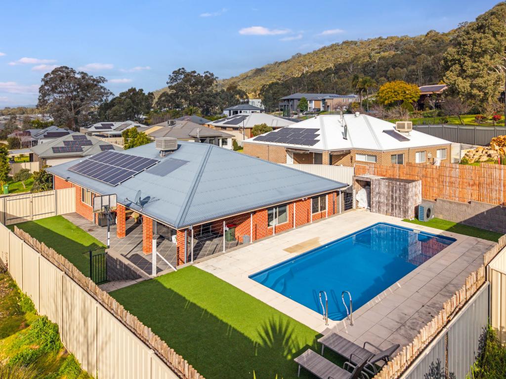 7 NEWLAND ST, WODONGA, VIC 3690