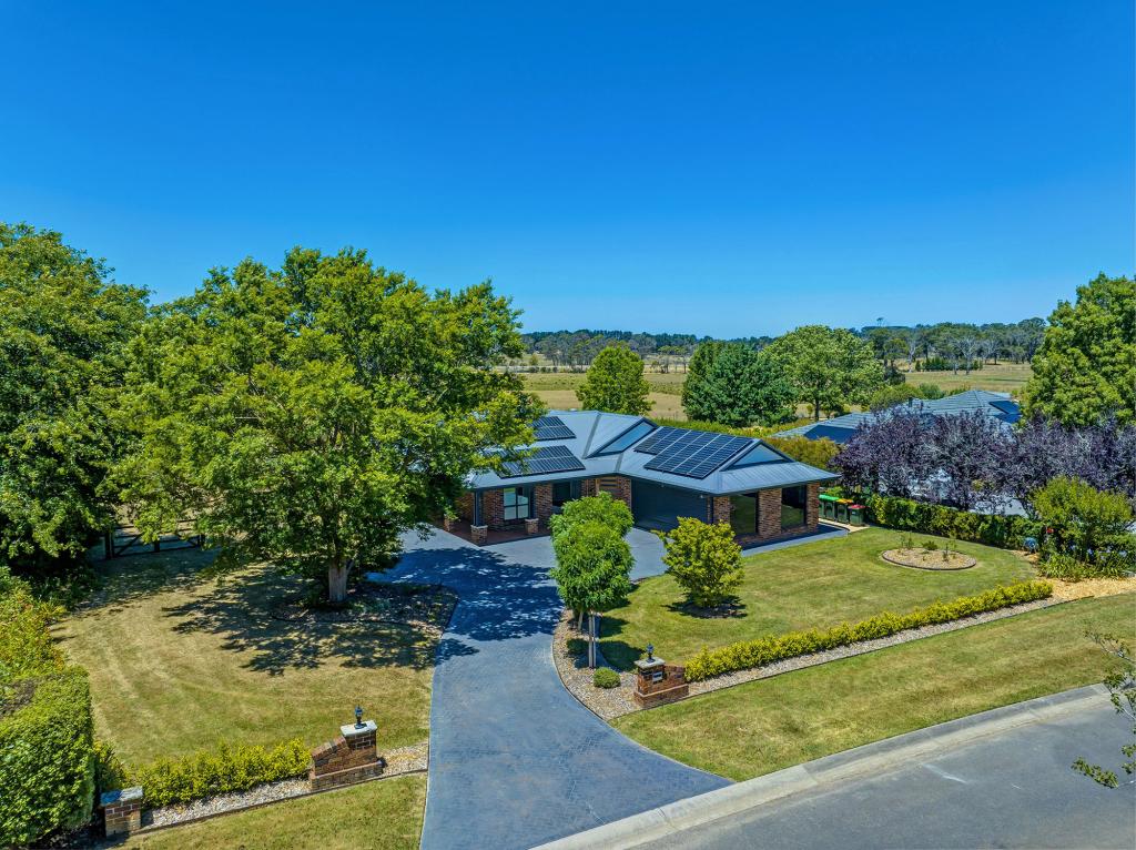 11 Victor Cres, Moss Vale, NSW 2577