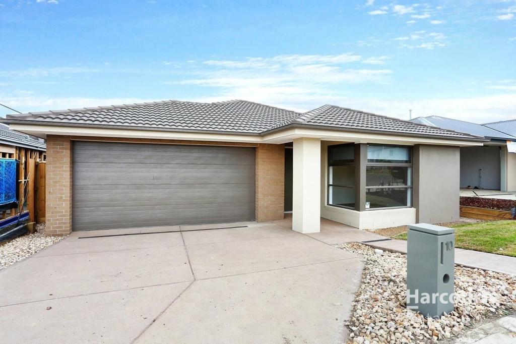 10 Illawara Dr, Mickleham, VIC 3064