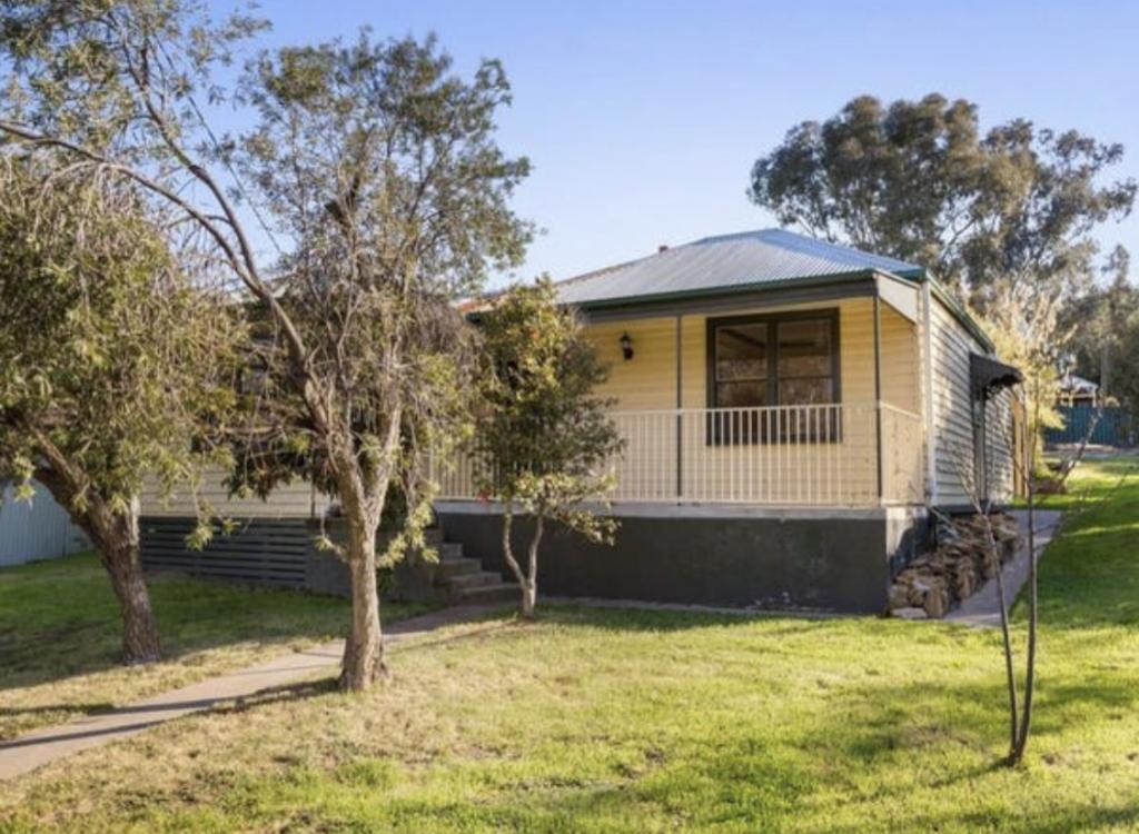 43 Jackson St, Long Gully, VIC 3550