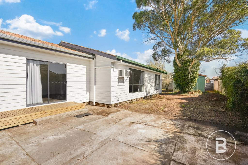 2/120 Albert St, Sebastopol, VIC 3356