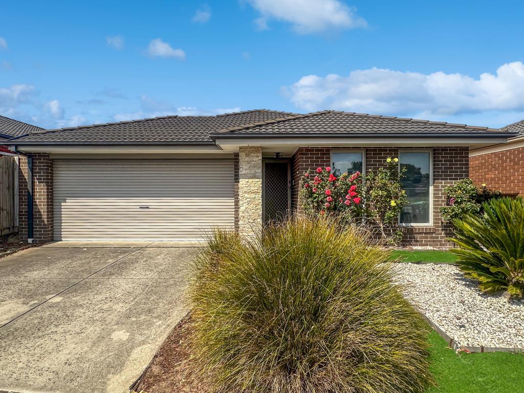 18 THE GLADE, HAMPTON PARK, VIC 3976