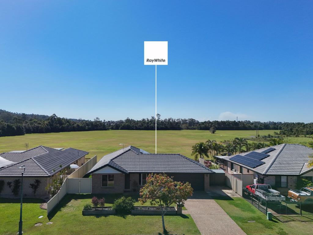 33 Blueash Cres, Oxenford, QLD 4210