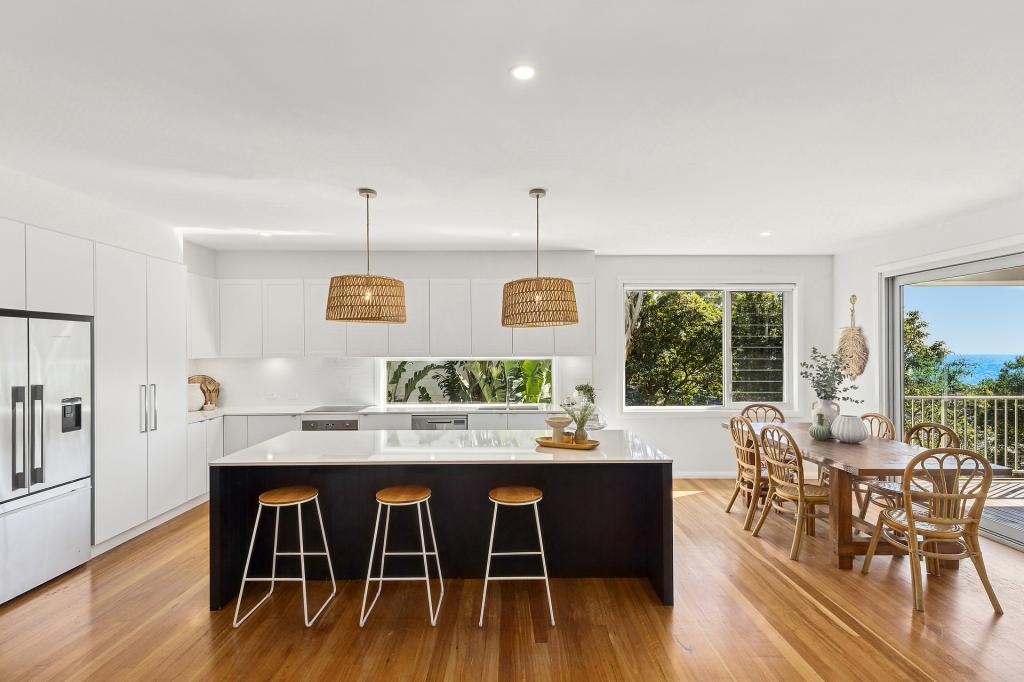 104 Cape Three Points Rd, Avoca Beach, NSW 2251