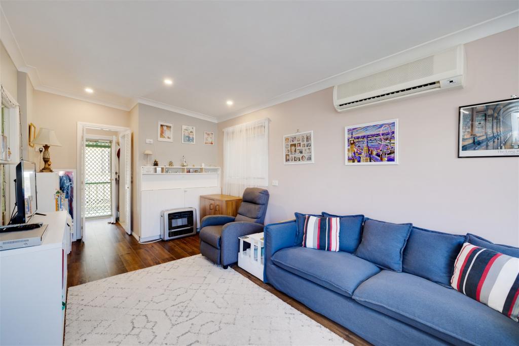 42 First Ave, Green Point, NSW 2251