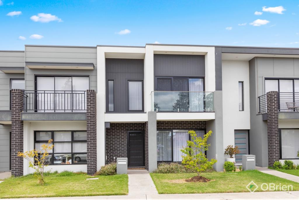 90 Goldeneye Cct, Werribee, VIC 3030