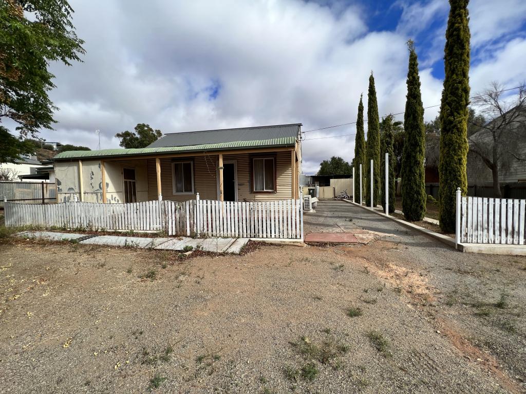 34 Cummins St, Broken Hill, NSW 2880