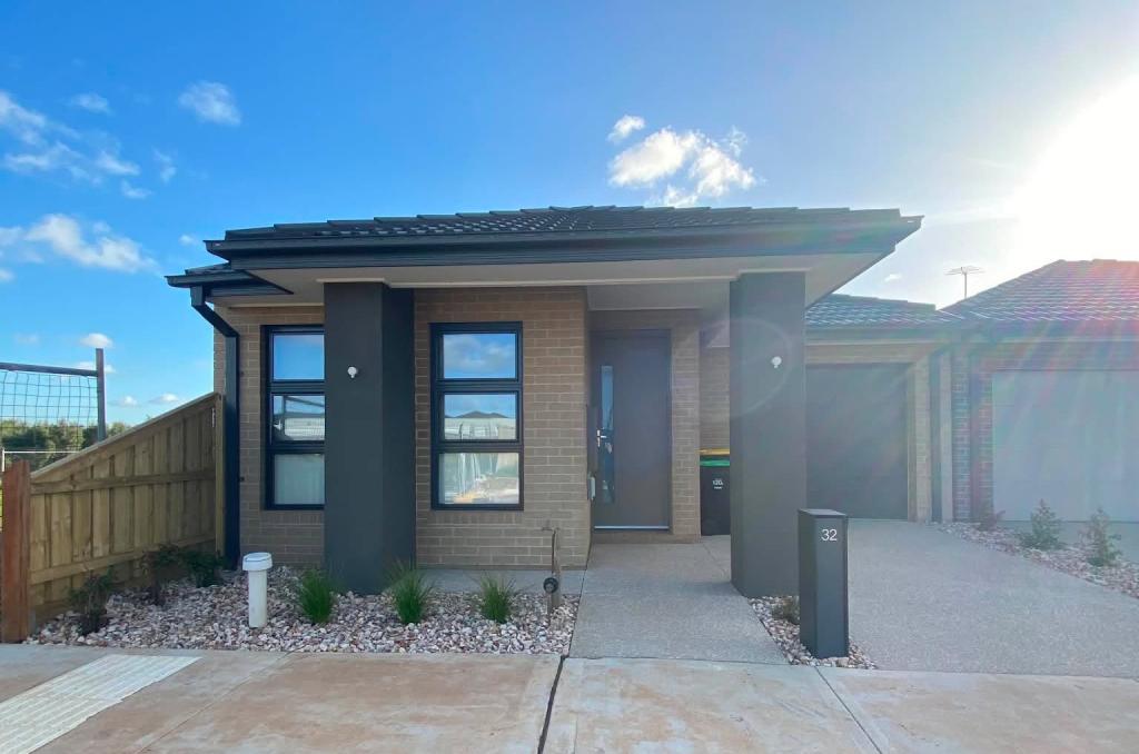 32 Mercury Ave, Fraser Rise, VIC 3336