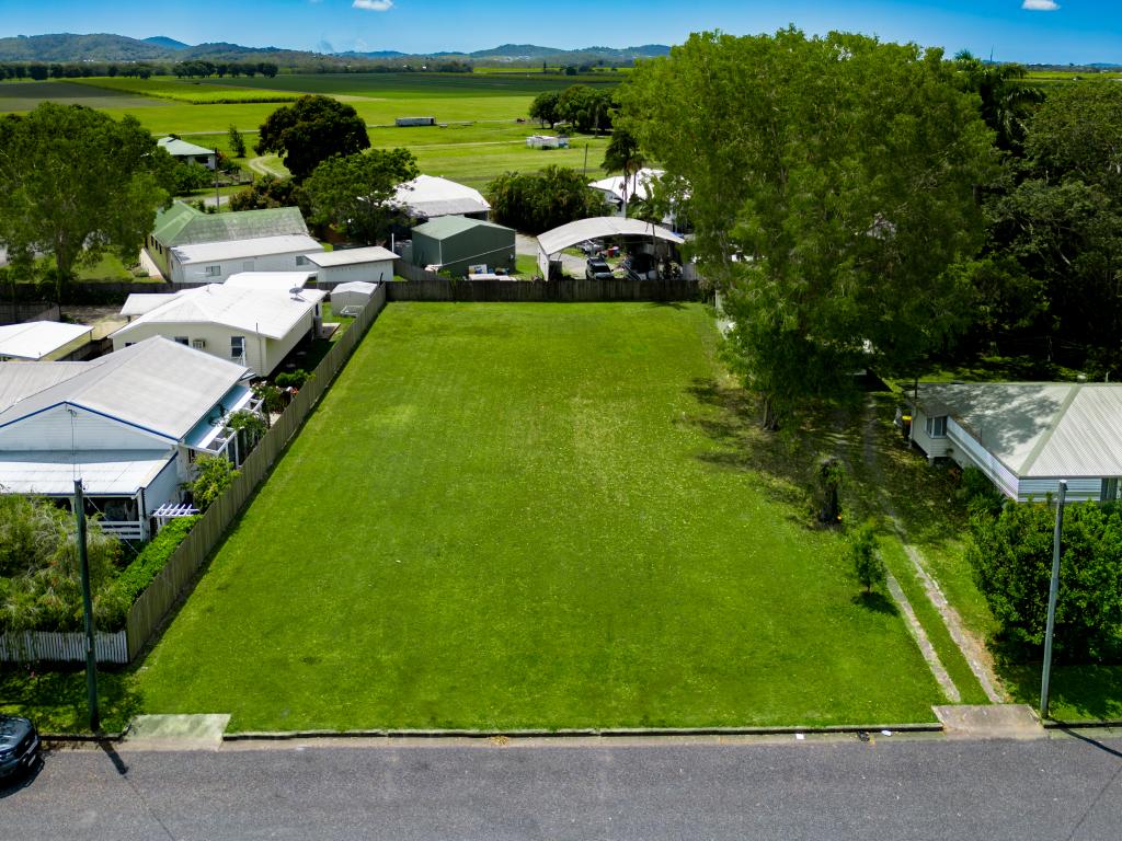 1 High St, Walkerston, QLD 4751