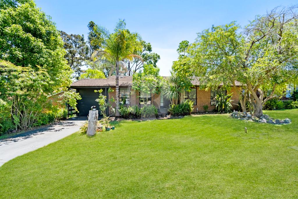 40 Hopping Rd, Ingleburn, NSW 2565