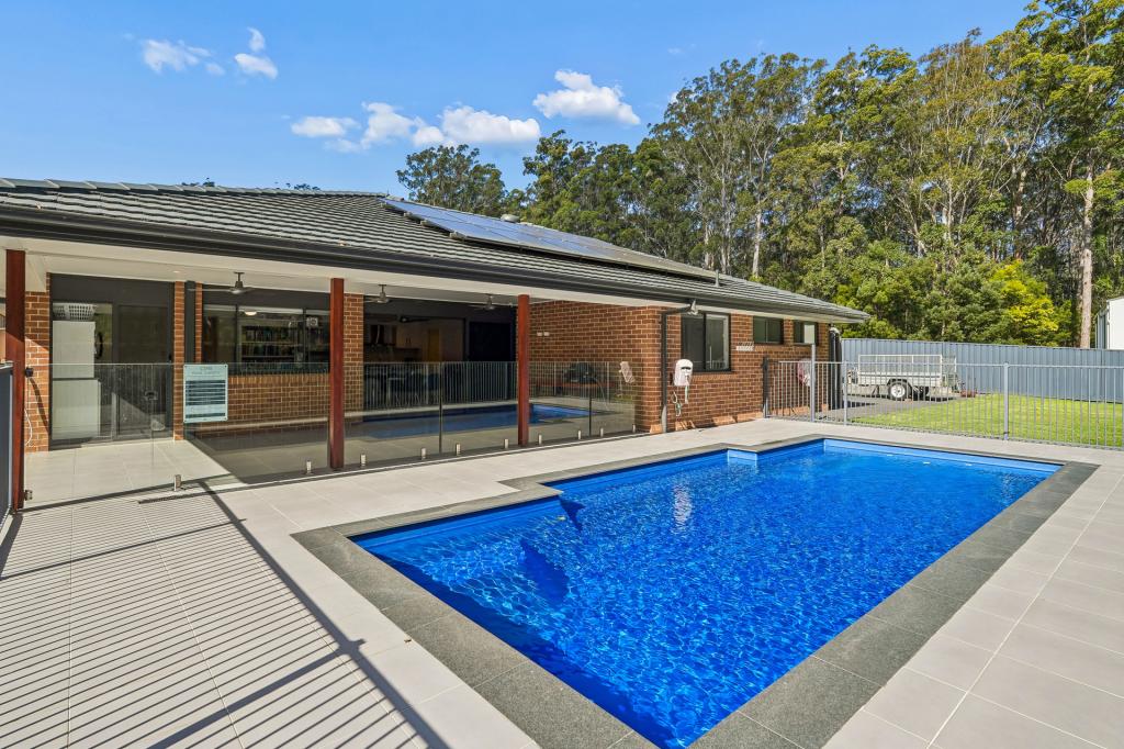 13 Forest View Cl, Bonville, NSW 2450