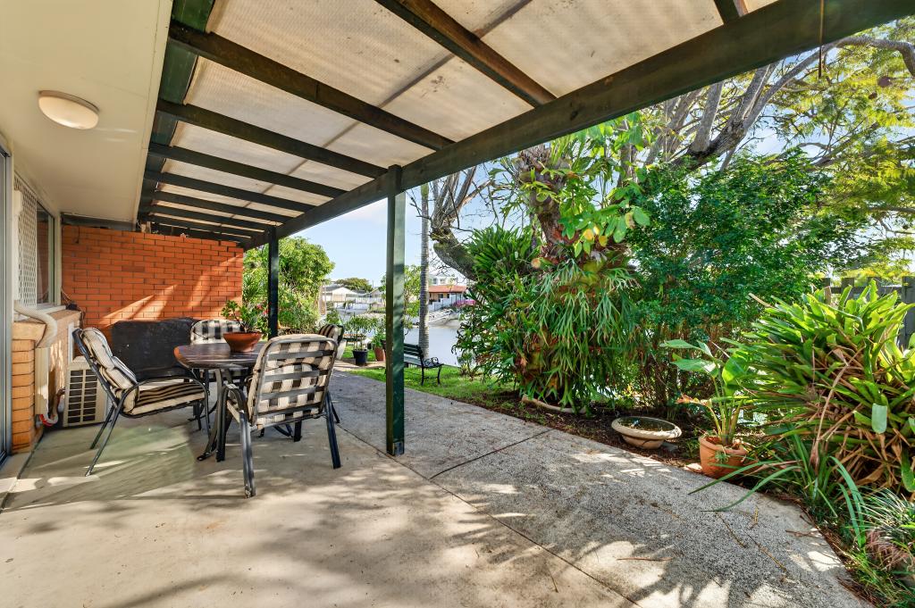2/7 Flamingo Key, Broadbeach Waters, QLD 4218