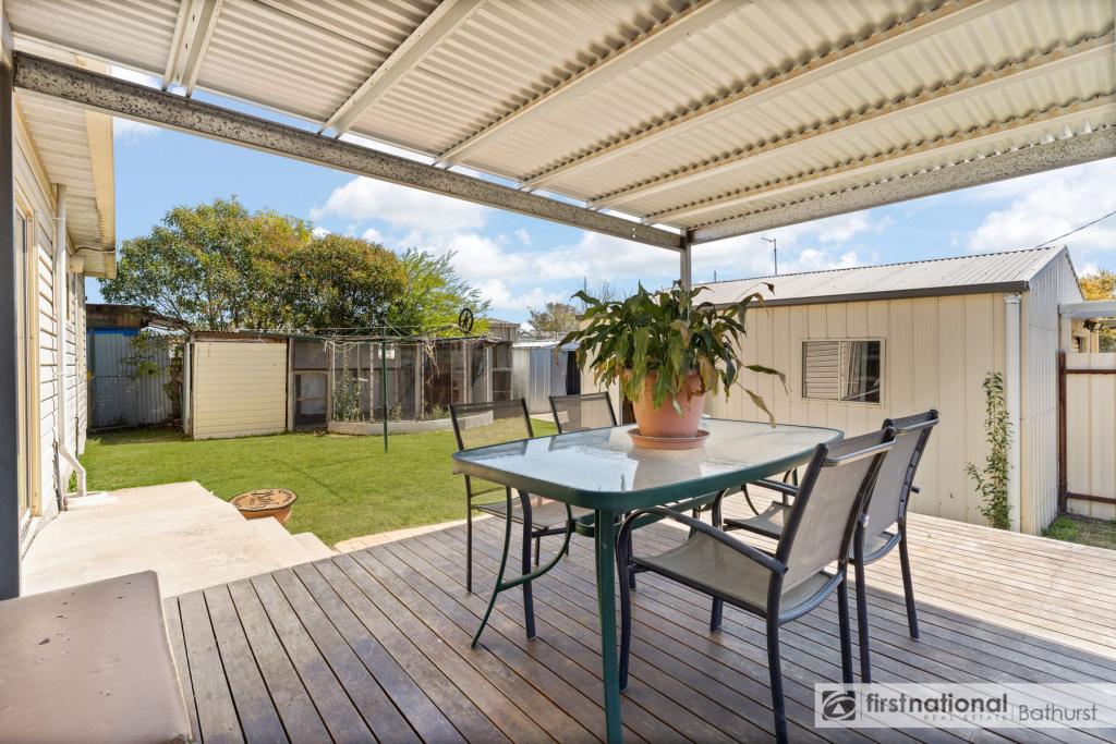 26 Alamein Walk, West Bathurst, NSW 2795