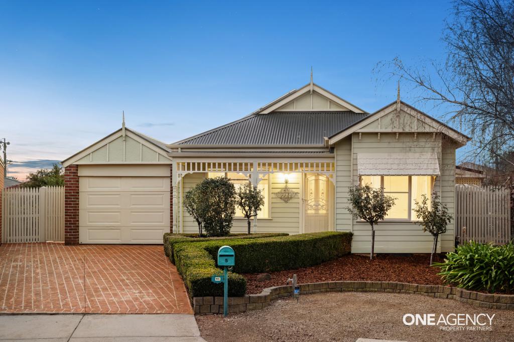 5 Gahnia Cl, Altona Meadows, VIC 3028